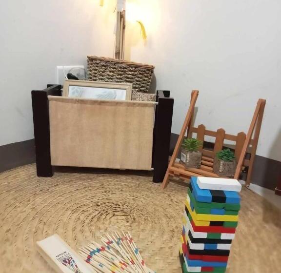 اتاق خانوادگی, K2 Suites Staycation