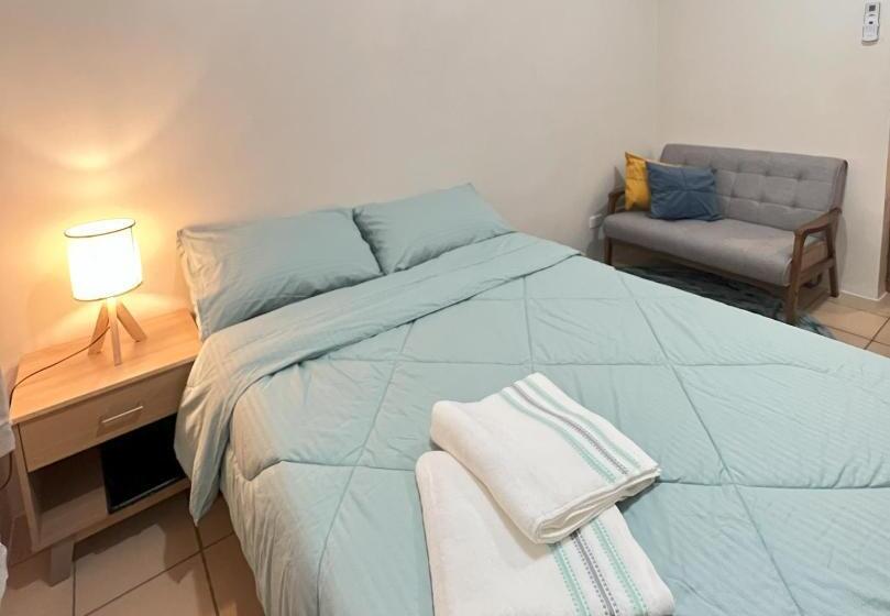 豪华工作室, New 8 Spatial Davao Smart Studio Unit Netflix Wi Fi Amazon Voice Controlled Lights