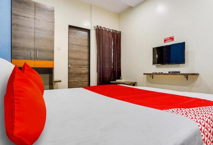 Трехместный Номер Классика, Oyo Hotel Grace
