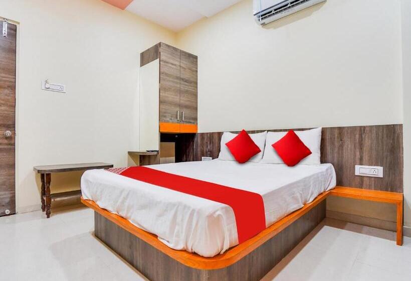 Трехместный Номер Классика, Oyo Hotel Grace