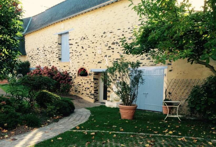 سوییت خانوادگی, Le Domaine De Bachmay