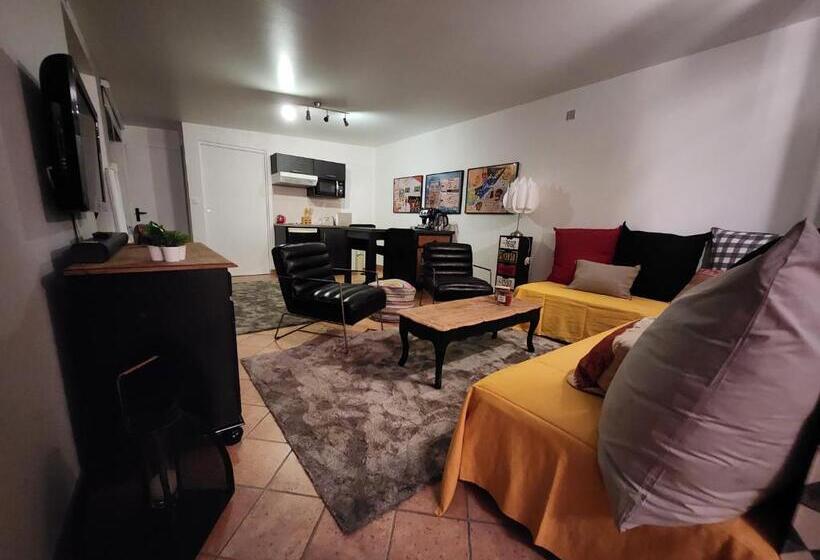 اتاق استاندارد چهار تخته, Le Domaine De Bachmay