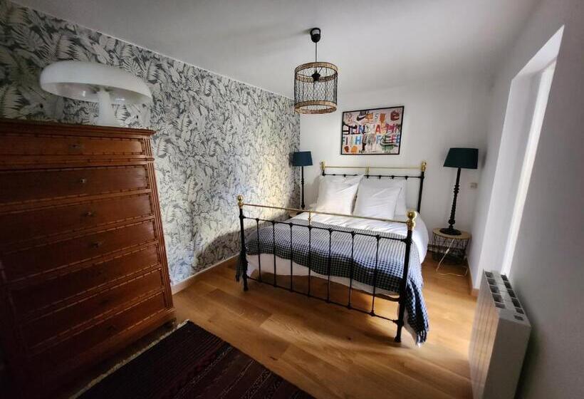 اتاق استاندارد چهار تخته, Le Domaine De Bachmay