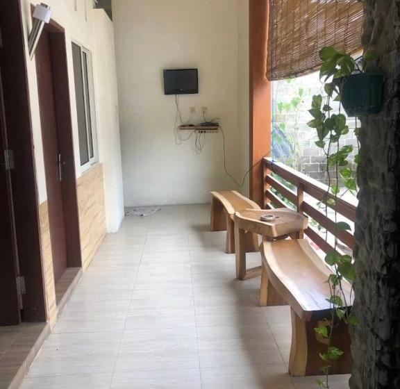 Семейный Номер Совместный Санузел, Rumah Tourist