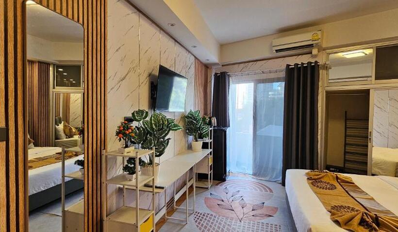 스탠다드 발코니 룸, Xcess Residence