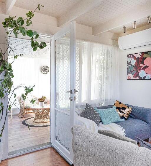 خانه 4 خوابه, Boho Coastal Vibes