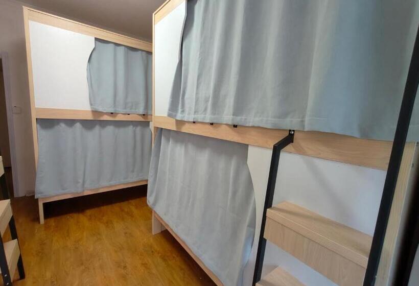 Cama em Quarto Compartilhado, Haven Youth Hostel