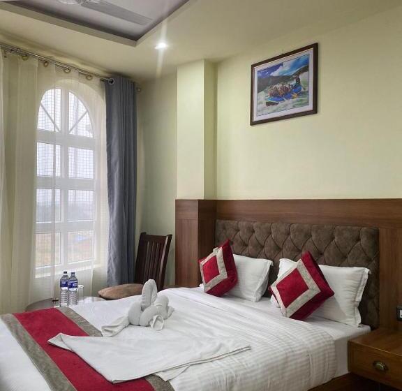 اتاق لوکس, Samriddhi Pvt Ltd