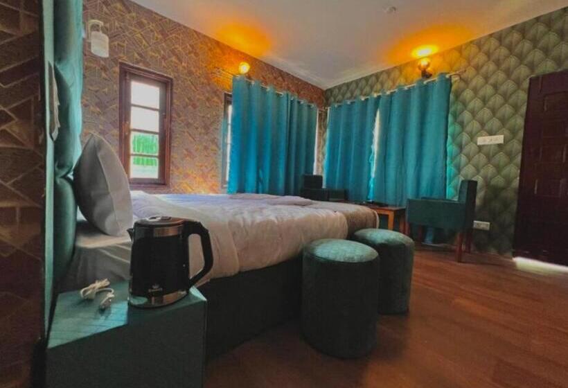 اتاق لوکس, Sarwa Cottage Jammu And Kashmir