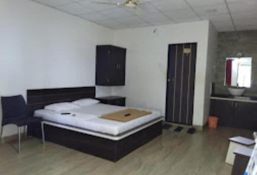 Номер Стандарт, Silver Sand,malvan