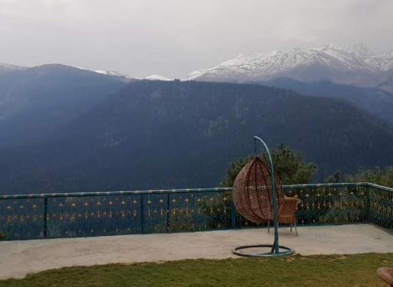 Номер Deluxe, The Shaw Resort