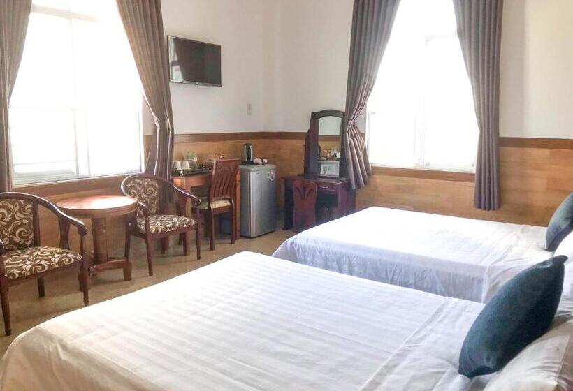 اتاق استاندارد سه نفره, La Cactus Hotel 1