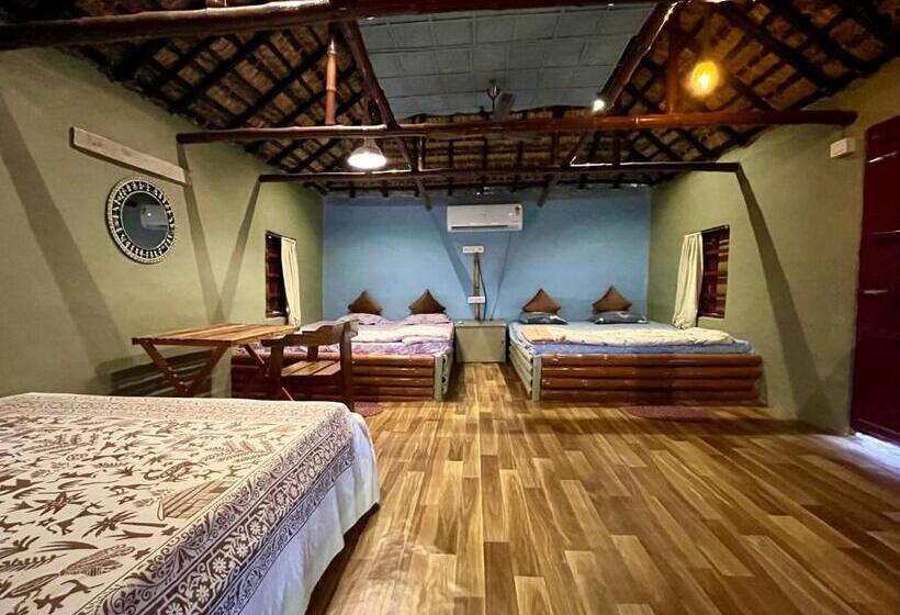 Семейный Номер, Ritabani Earthen Retreat Sundarbans