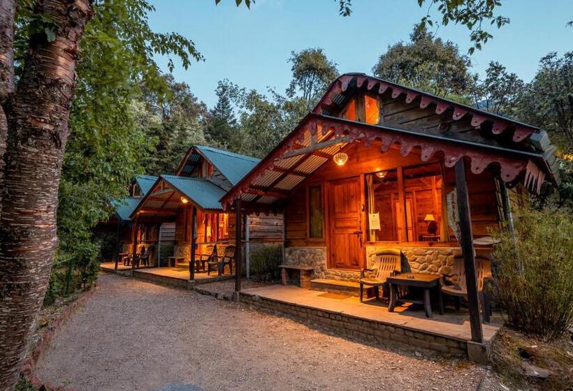 四人高级间, Mountain Quail Lodge