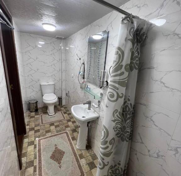 اتاق کلاسیک سه تخته, Tapchan Guest House