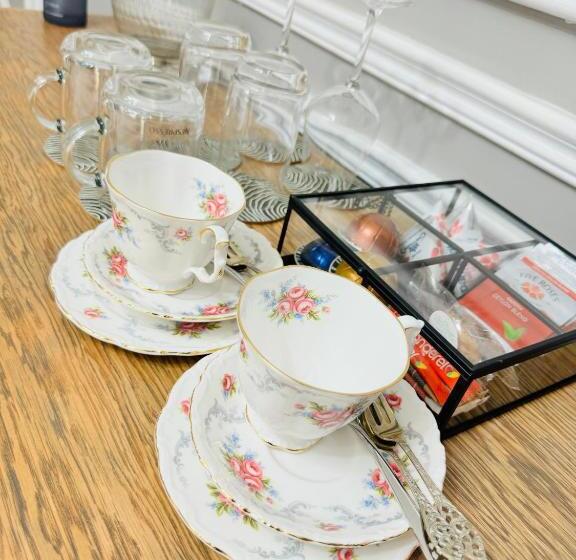 اتاق پرمیوم, C Est La Vie Boutique