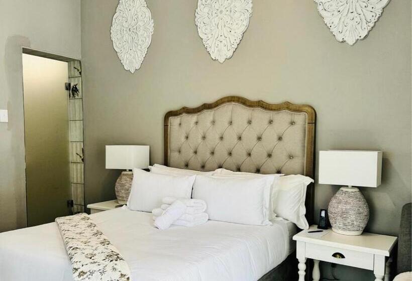 اتاق لوکس, C Est La Vie Boutique