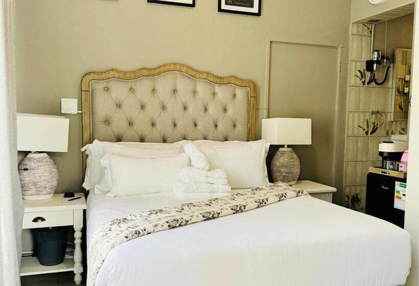 اتاق پرمیوم, C Est La Vie Boutique