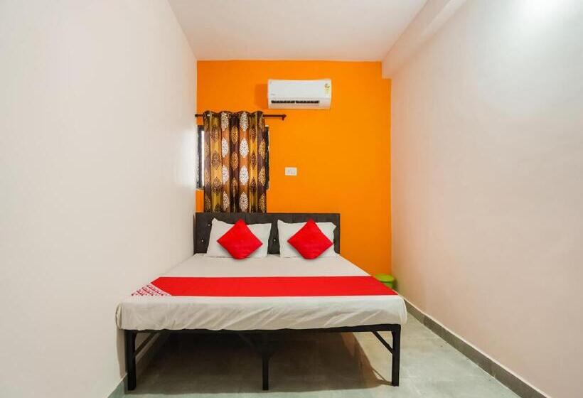 三人经典房间, Oyo Anand Lodging & Restaurant