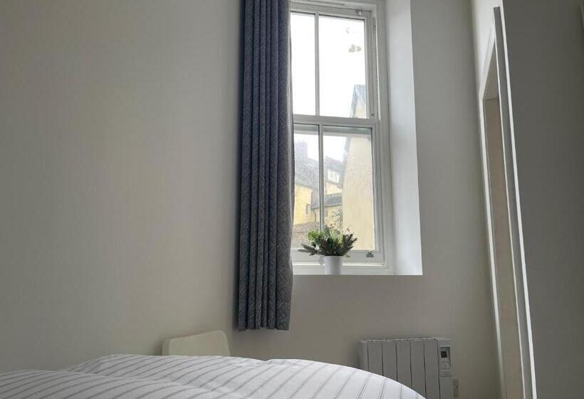 اتاق استاندارد یک نفره, Cork City En Suite Single Room
