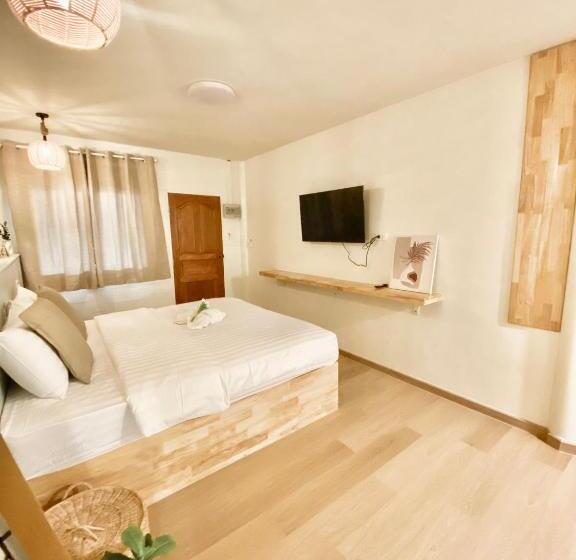 اتاق استاندارد, The O Room