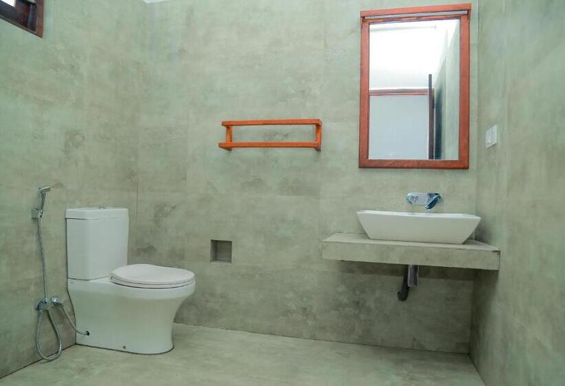 스탠다드 룸, Travellers Hotel Hikkaduwa