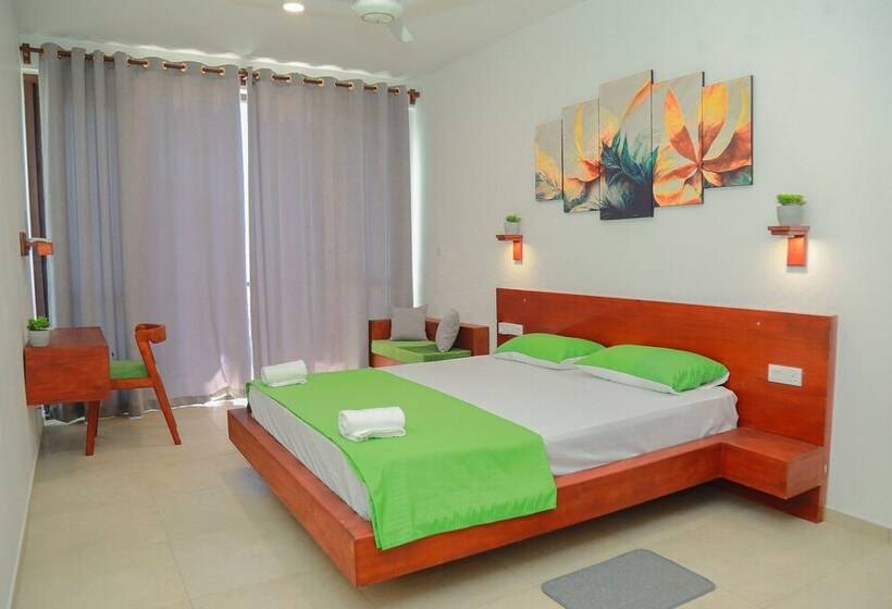 스탠다드 룸, Travellers Hotel Hikkaduwa