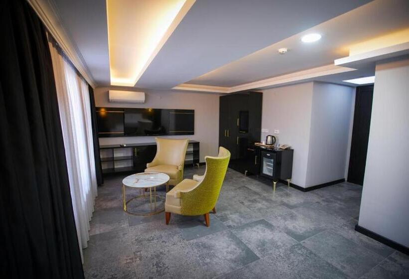 Номер Стандарт, Ky Continental Apartments