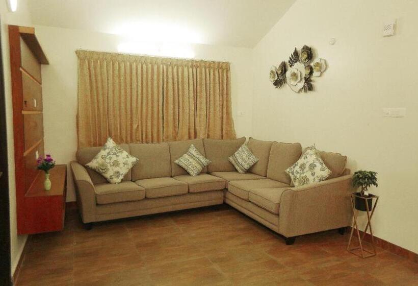 سوییت خانوادگی, La Feliz Palacio