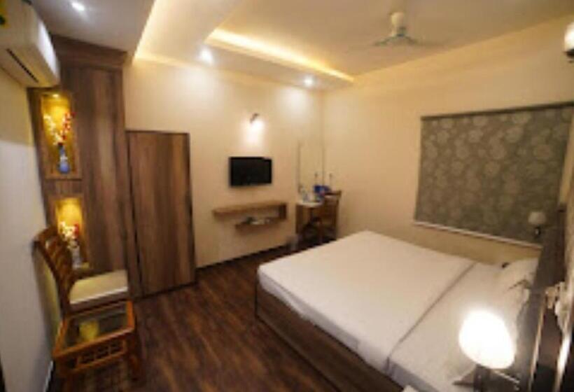 اتاق لوکس, Del