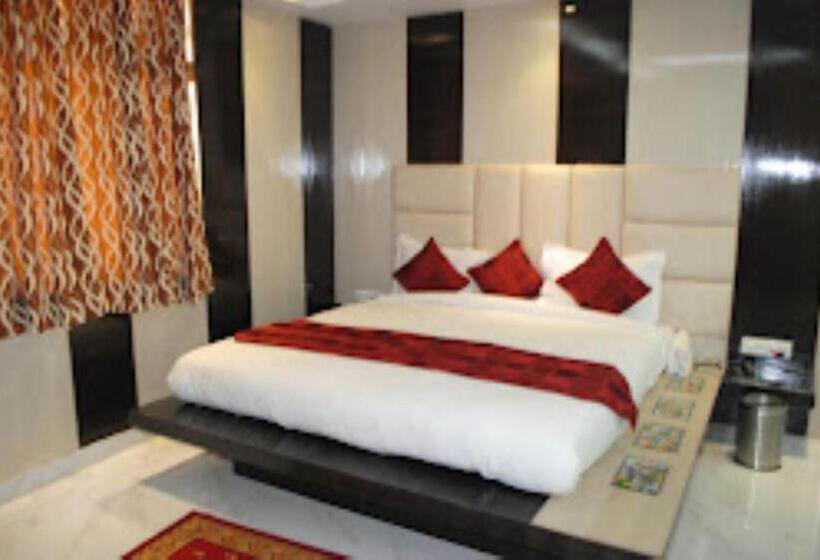 Люкс, Saraswati Inn,aurangabad