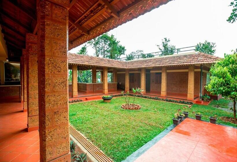 Номер Стандарт Вид на Горы, Wild Courtyard Wayanad Resort