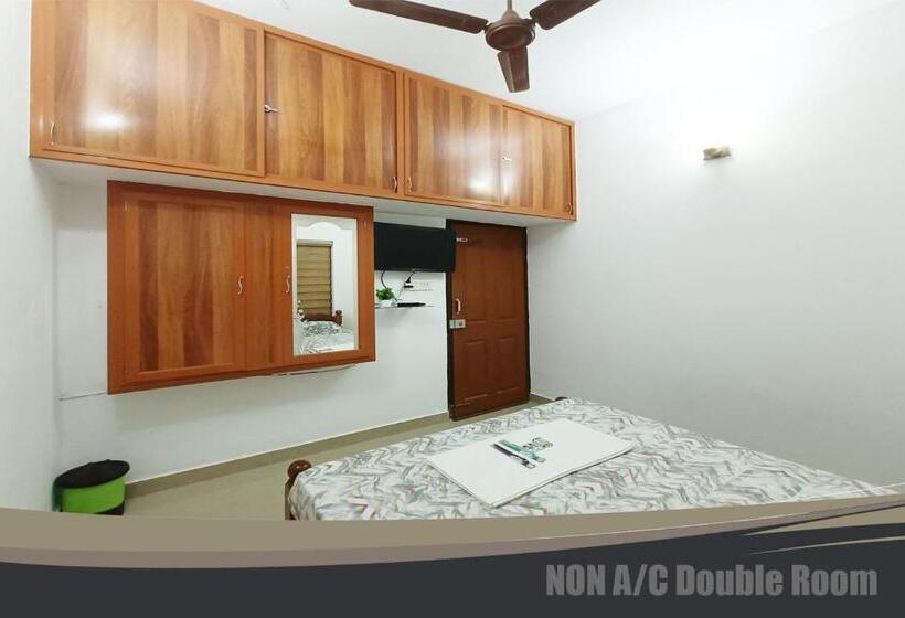 스탠다드 룸, Poonkavanam Villa