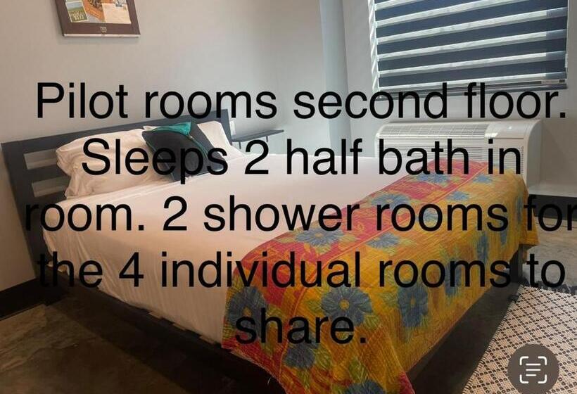 带大床的复式套间, Concord Suite For Two With Private Jacuzzi