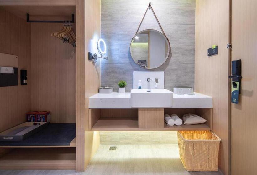 Superior Interior Room, Atour Hotel Hefei North Square South Station