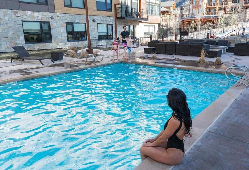 Апартаменты Deluxe 1 Спальня, Lift By All Seasons Resort Lodging