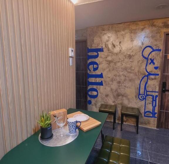 اتاق استاندارد, Space Guesthouse