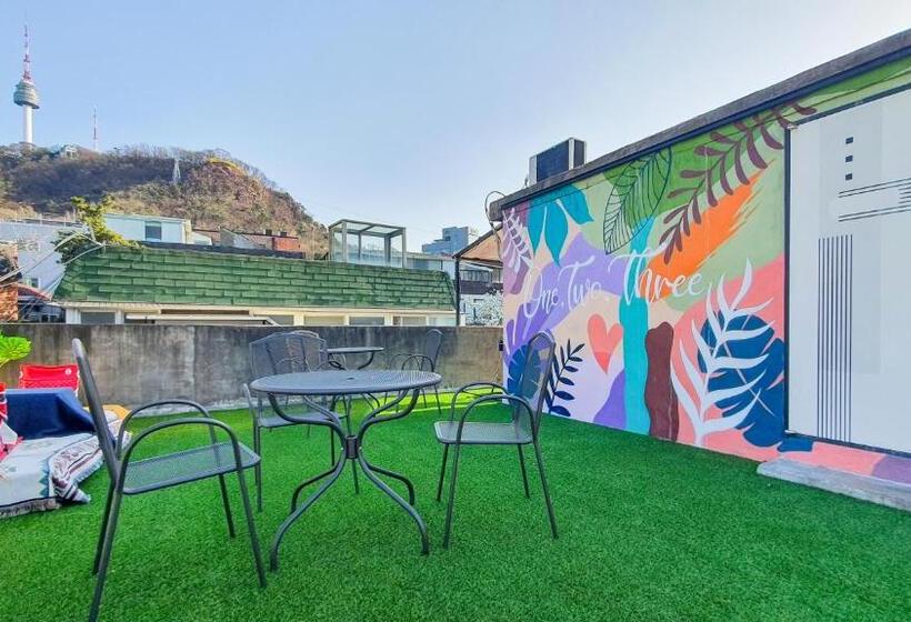 اتاق استاندارد با تراس, Space Guesthouse