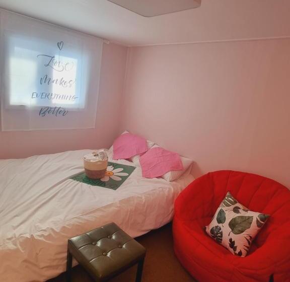 اتاق استاندارد با تراس, Space Guesthouse