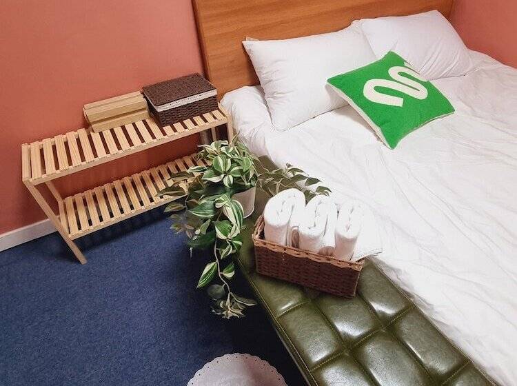 اتاق استاندارد, Space Guesthouse