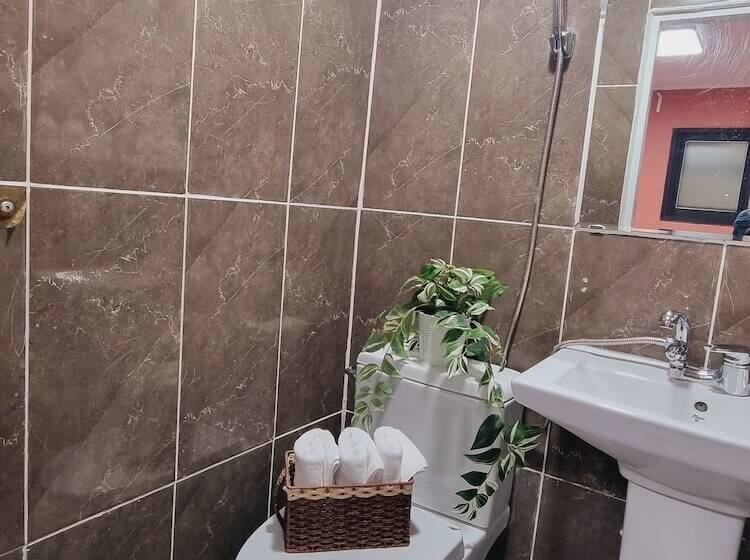 اتاق استاندارد یک نفره, Space Guesthouse