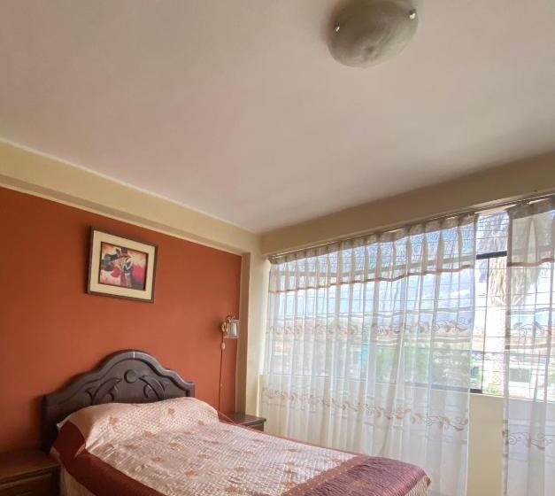 اتاق استاندارد, Arc & Suites