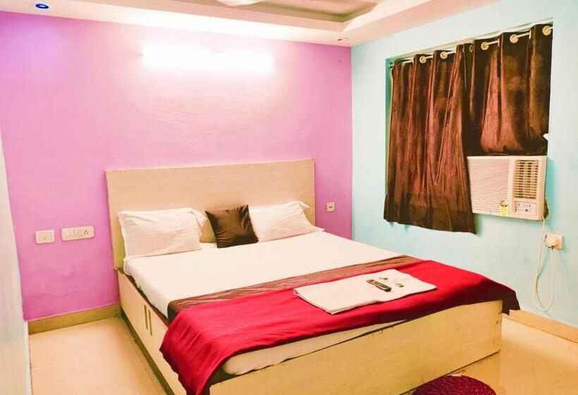 Номер Deluxe, Chandra Bindu Near Sea Beach