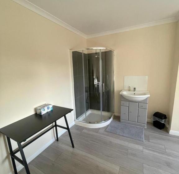 Номер Deluxe, New Malden House