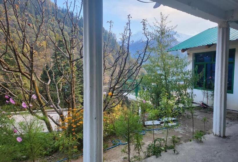 Номер Стандарт Совместная Ванная, L Ashrum Cafe & Inn