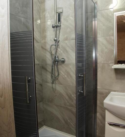 Deluxe Kamer, готель бережани