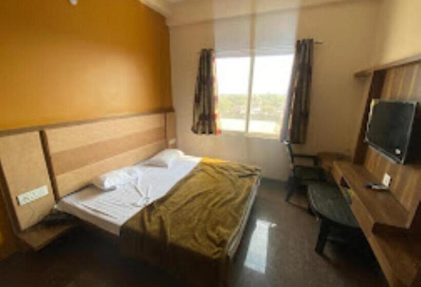 Номер Deluxe, Jyoti Palace