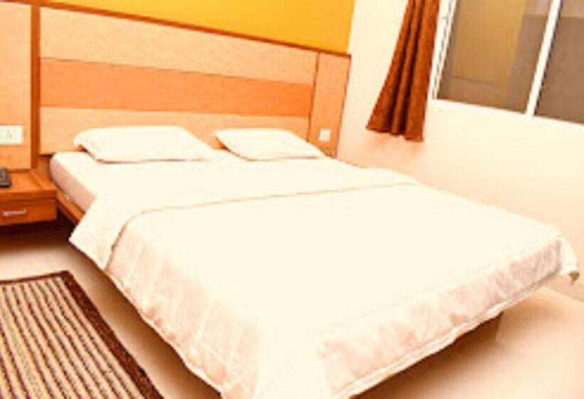 Quarto Deluxe, Jyoti Palace