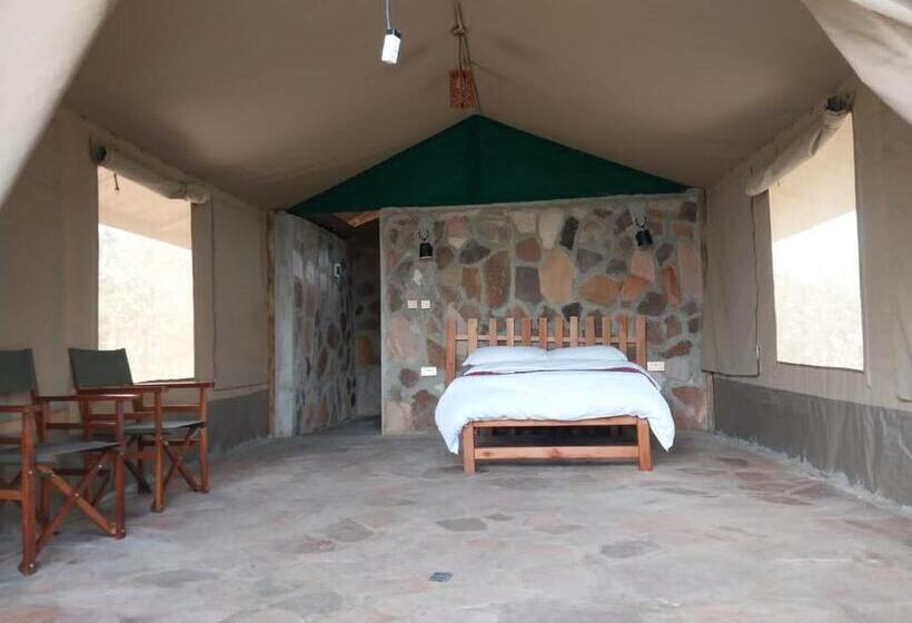 اتاق استاندارد یک نفره, Resian Mara Camp