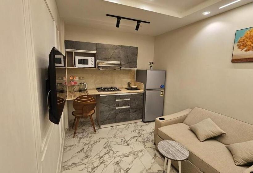 استودیوی استاندارد, Imperial Suite